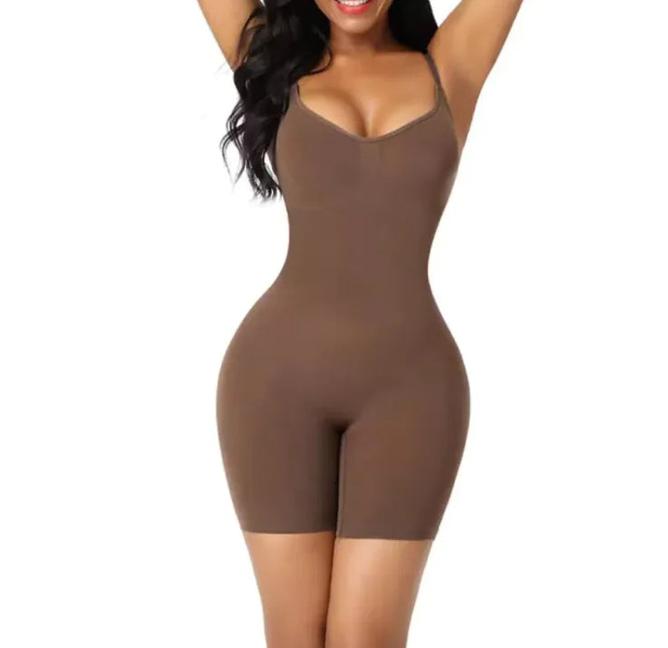 Snatching Seamless Shapewear